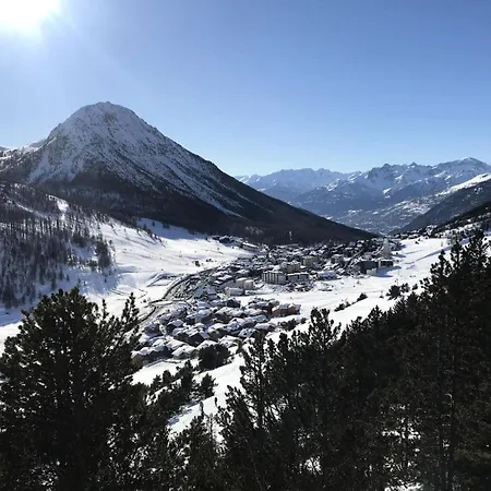 Anges - Pour 4 Personnes - Skis Aux Pieds Mae-9024 * Montgenevre
