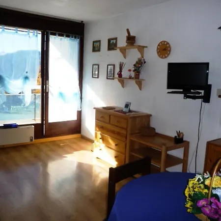 Anges - Pour 4 Personnes - Skis Aux Pieds Mae-9024 * Montgenevre