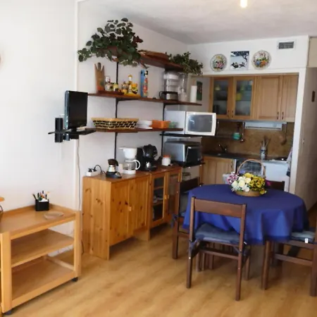 Apartment Anges - Pour 4 Personnes - Skis Aux Pieds Mae-9024 *